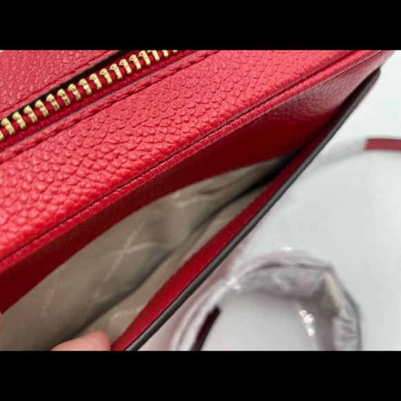 Woman's Bags Michael Kors Jet Set Charm LG East/West Camera Crossbody Bright Red - Picture 3 of 11